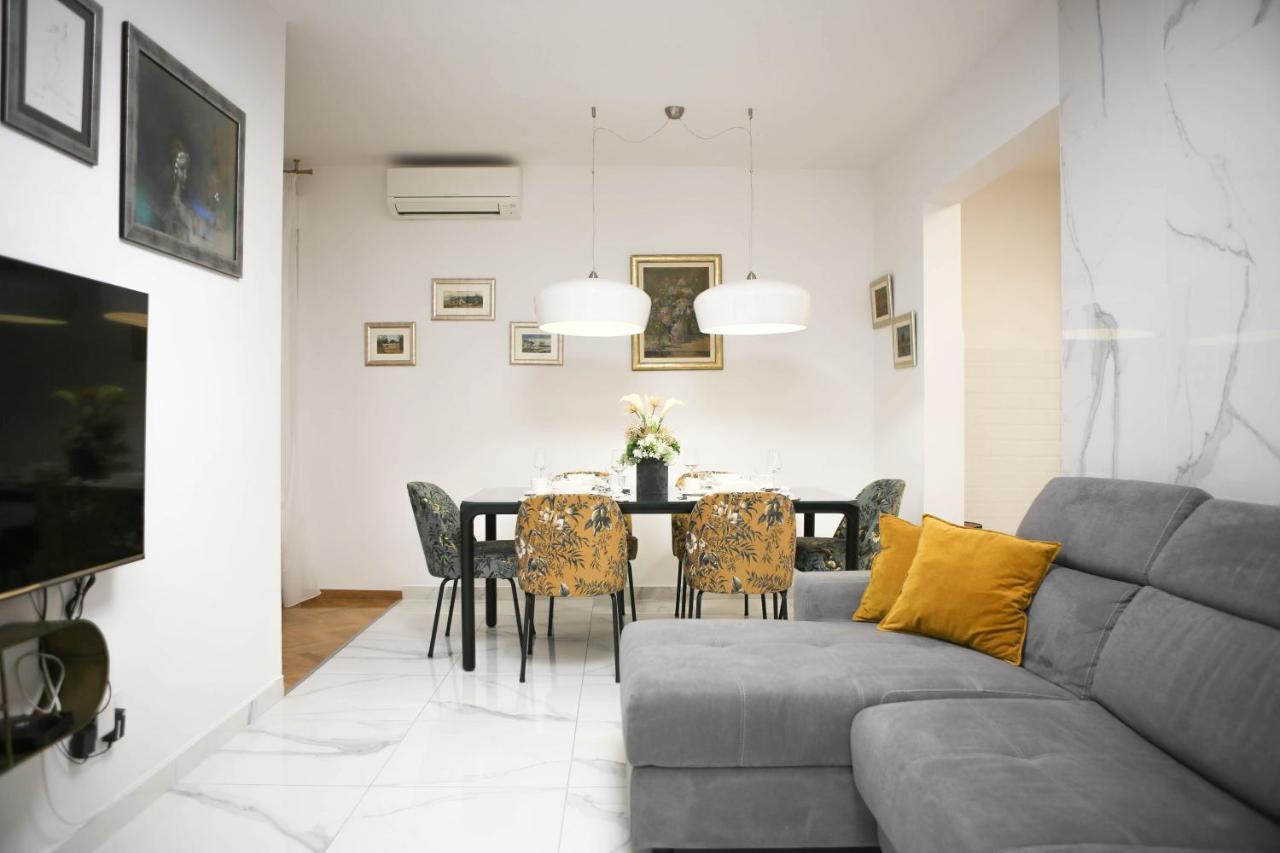 New & Luxury Apartment Tony سبليت المظهر الخارجي الصورة