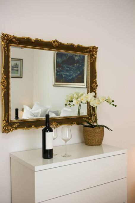 New & Luxury Apartment Tony سبليت المظهر الخارجي الصورة