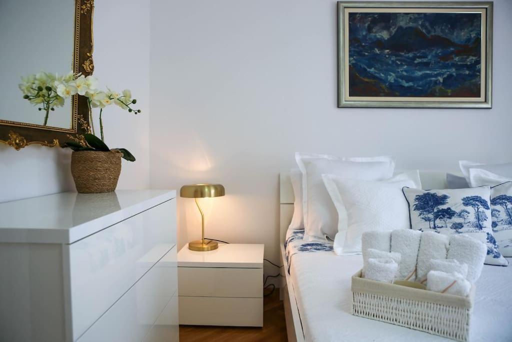 New & Luxury Apartment Tony سبليت المظهر الخارجي الصورة